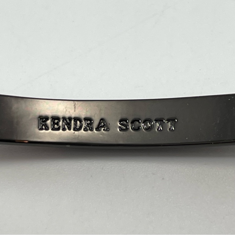 Retired Kendra Scott Liana Cuff Bracelet Opalite Gunmetal Tone Stunning - Picture 2 of 7